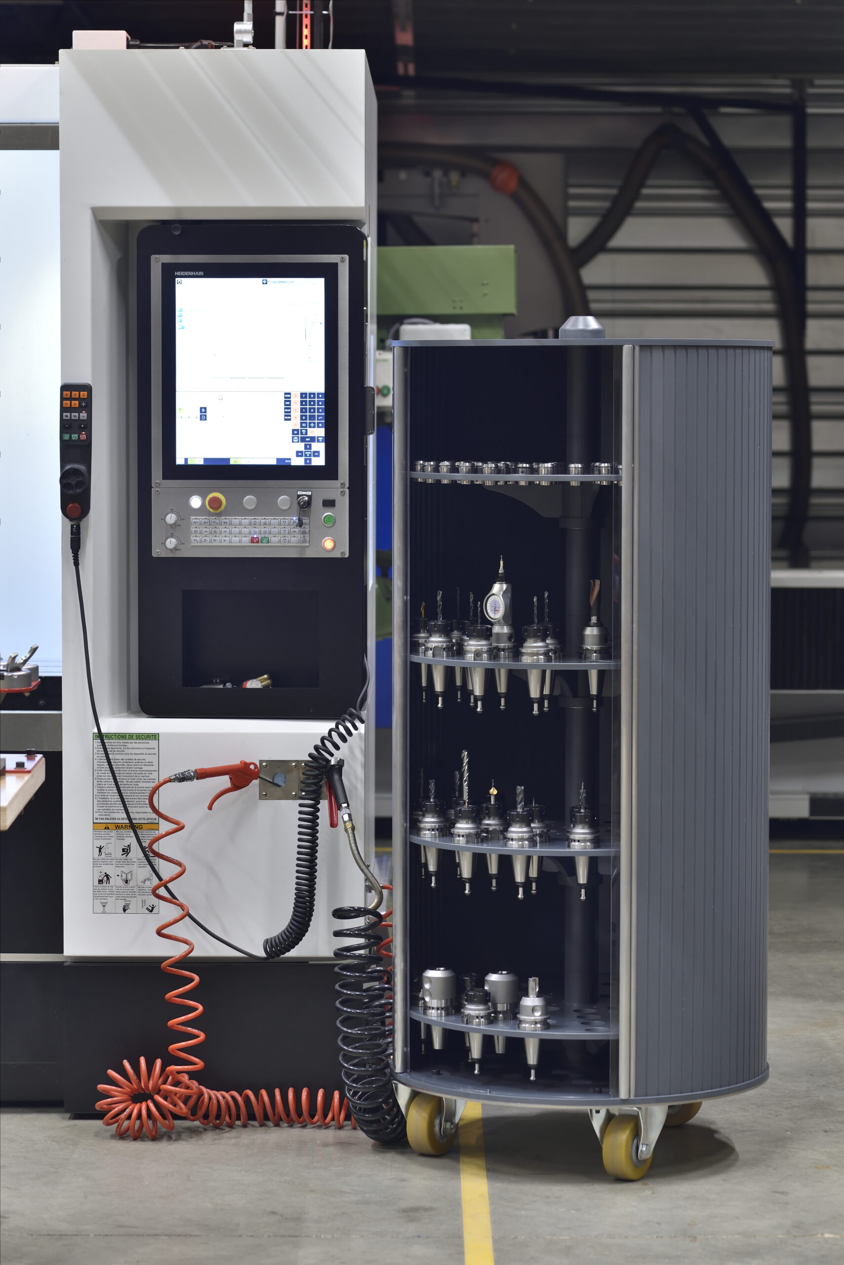 Armoire porte-outils pour les industriels
