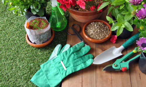 Astuce rangement outils jardin